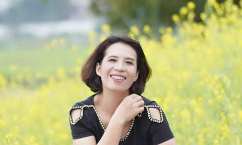 Rời ghế công chức sau 24 năm, chị Phan Hồng Anh kiến tạo tự do từ ánh sáng nội tâm